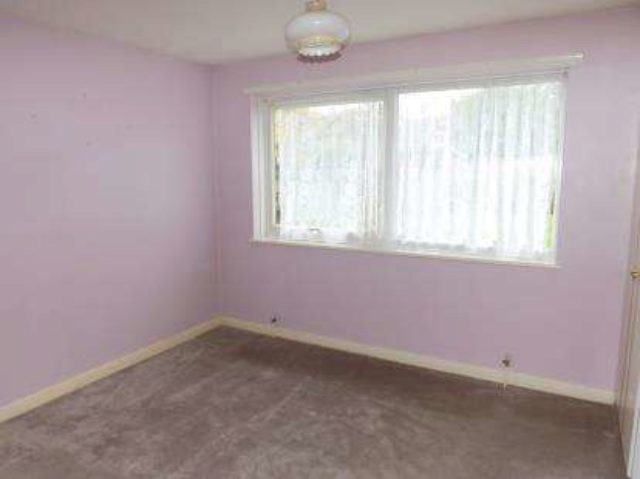  Image of 3 bedroom Bungalow for sale in Poplar Grove Burnham-on-Crouch CM0 at Burnham On Crouch Essex Stoneyhills, CM0 8RJ